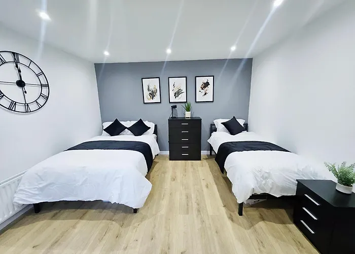 Gdy2 - The Green Dragon Apartment